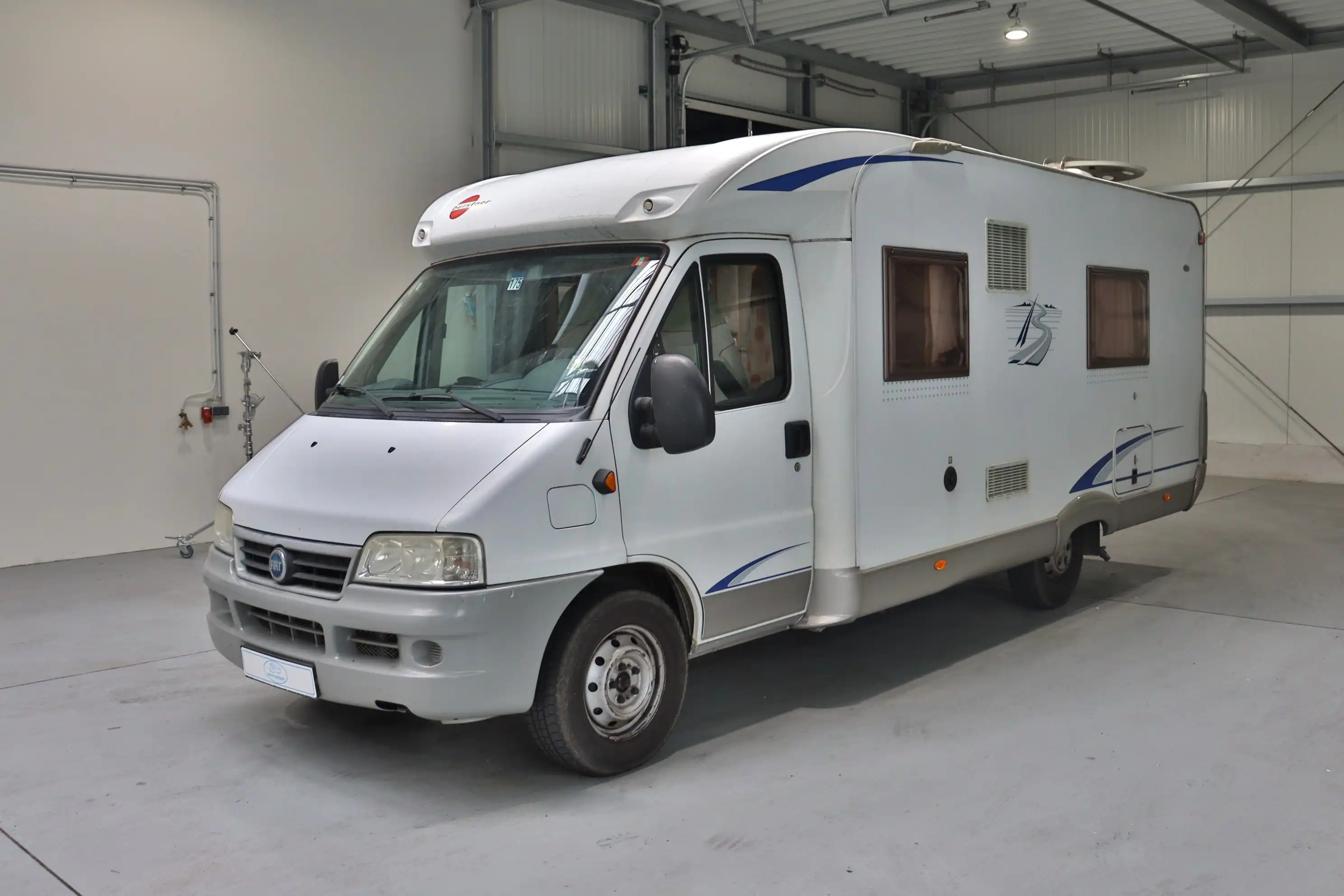 BUERSTNER Solano T 700